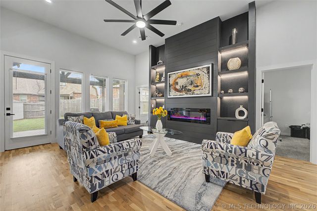 1129 W Fargo Lane, Broken Arrow, OK 74012