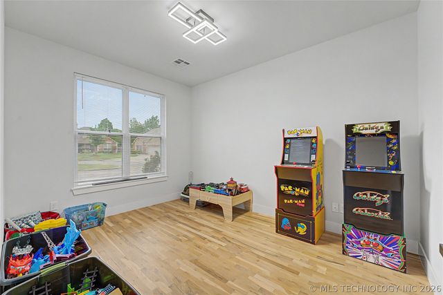 1129 W Fargo Lane, Broken Arrow, OK 74012