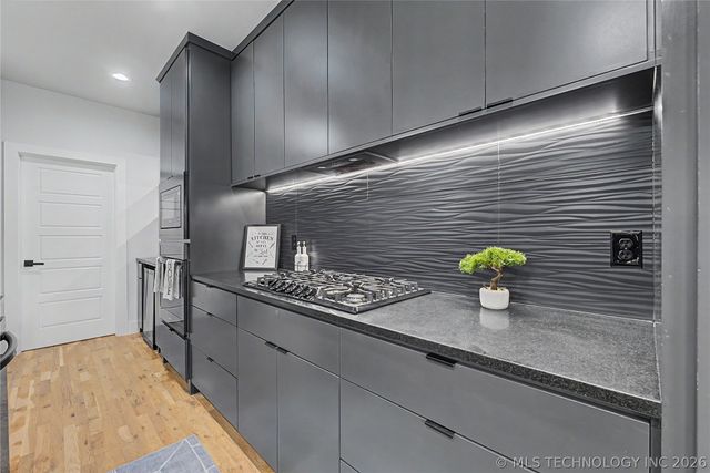 1129 W Fargo Lane, Broken Arrow, OK 74012