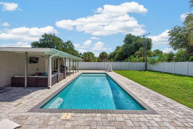 4710 W TRILBY AVENUE, Tampa, FL 33616
