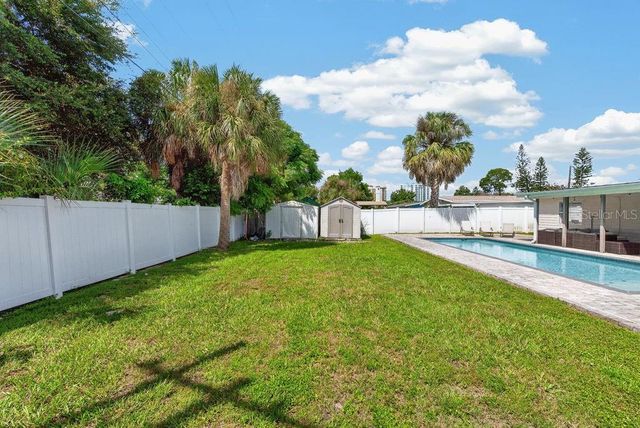 4710 W TRILBY AVENUE, Tampa, FL 33616