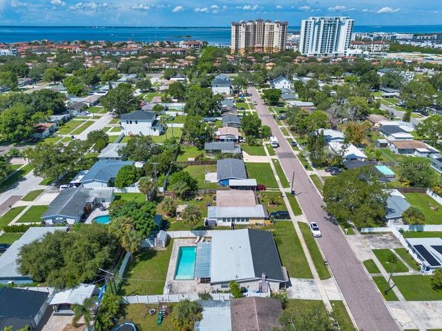 4710 W TRILBY AVENUE, Tampa, FL 33616