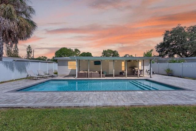 4710 W TRILBY AVENUE, Tampa, FL 33616