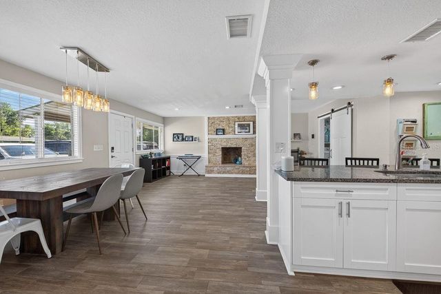 4710 W TRILBY AVENUE, Tampa, FL 33616