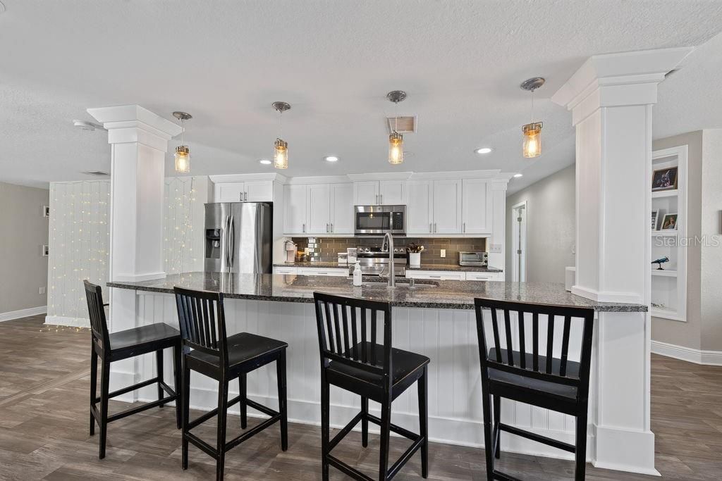 Image 11 of property listing at 4710 W TRILBY AVENUE, Tampa, FL 33616