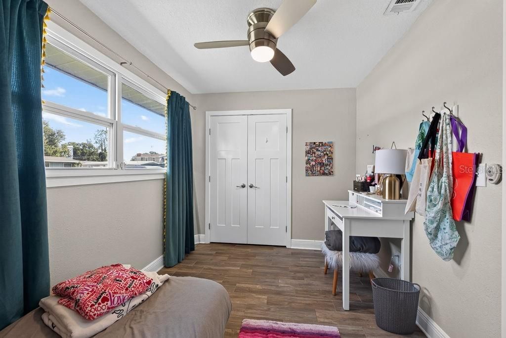 Image 31 of property listing at 4710 W TRILBY AVENUE, Tampa, FL 33616