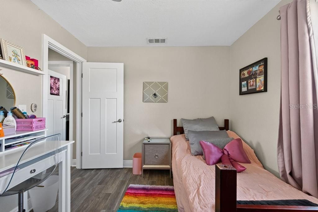 Image 35 of property listing at 4710 W TRILBY AVENUE, Tampa, FL 33616