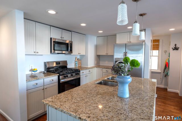 19 Elaine Road, Milford, CT 06460