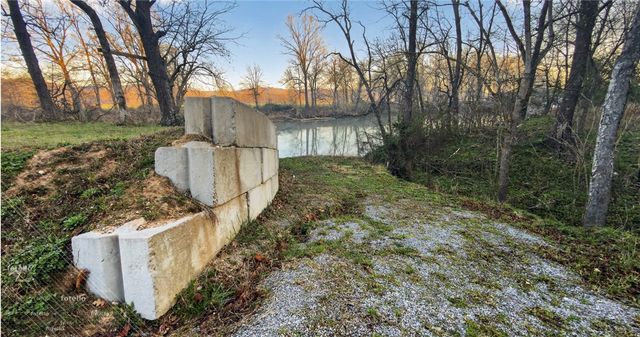 19724 Fisher Ford Road, Siloam Springs, AR 72761