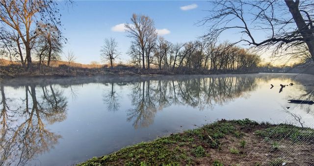 19724 Fisher Ford Road, Siloam Springs, AR 72761