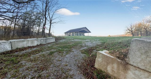 19724 Fisher Ford Road, Siloam Springs, AR 72761