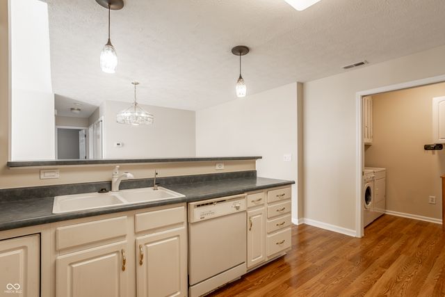 7729 Briarstone Drive, Indianapolis, IN 46227