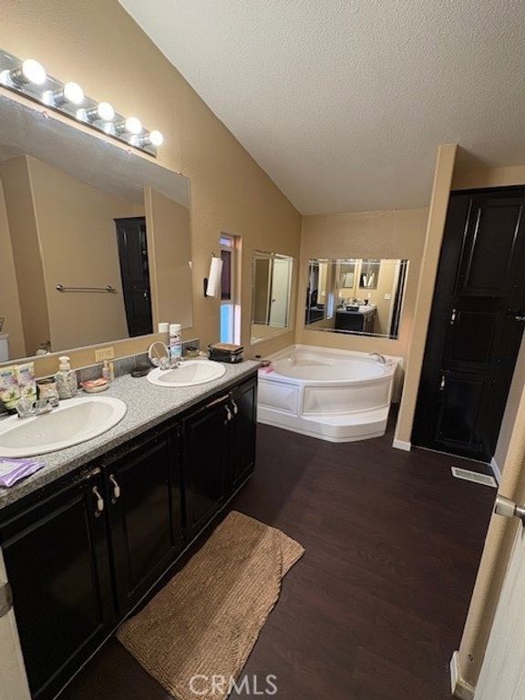 Image 22 of property listing at 6601 Eucalyptus, Bakersfield, CA 93306