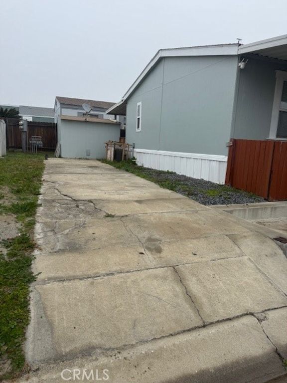 Image 6 of property listing at 6601 Eucalyptus, Bakersfield, CA 93306