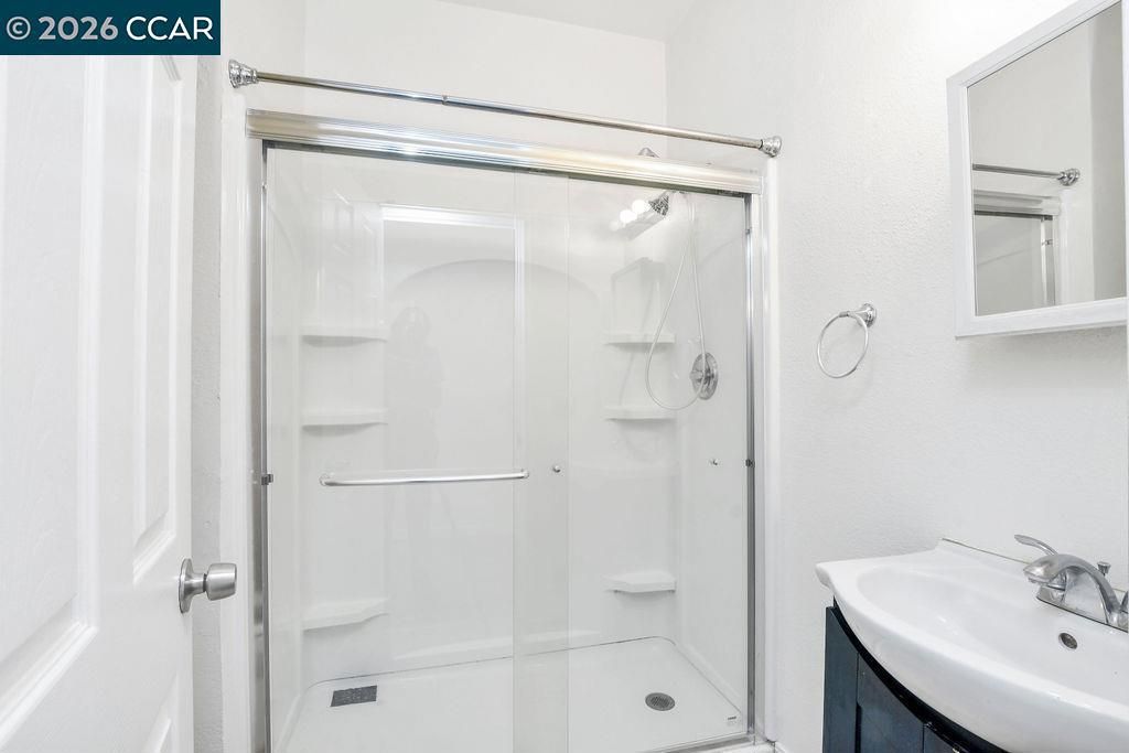 Image 15 of property listing at 1319 1321 Sacramento Street, Vallejo, CA 94590