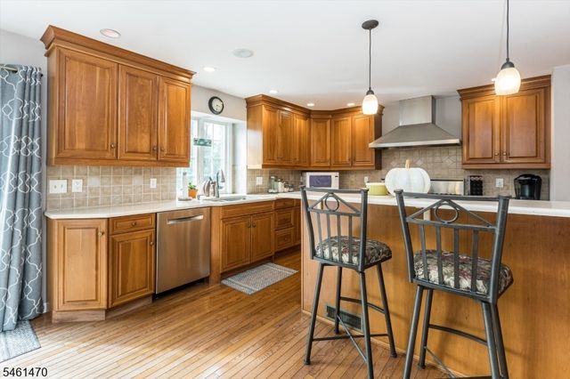 22 Sloping Hill Ter, Wayne Twp., NJ 07470