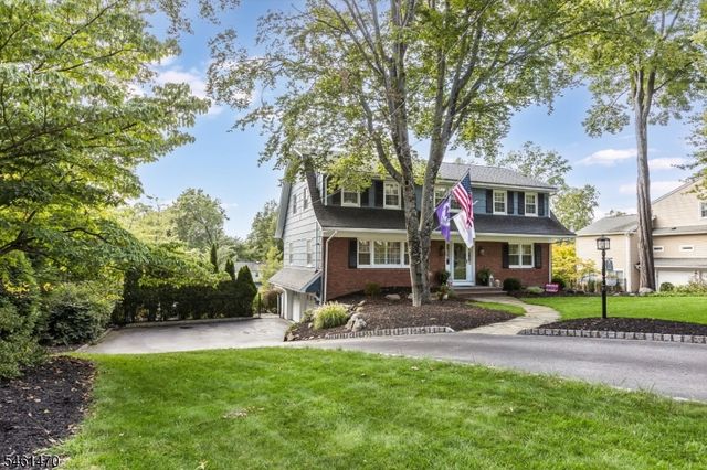 22 Sloping Hill Ter, Wayne Twp., NJ 07470
