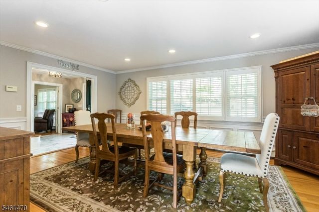 22 Sloping Hill Ter, Wayne Twp., NJ 07470