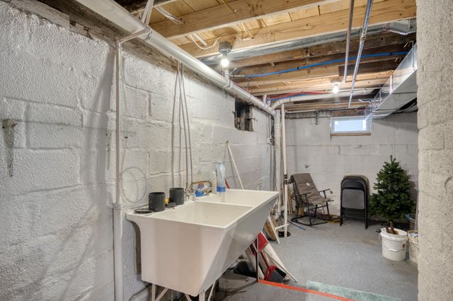 509 E Filer Street, Ludington, MI 49431