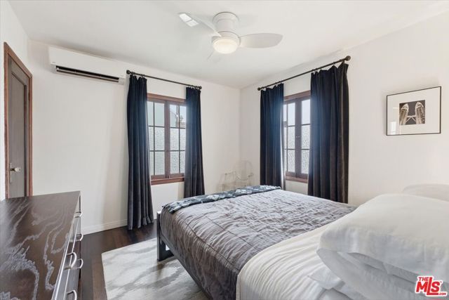 6202 Banner Avenue 1, Los Angeles, CA 90038