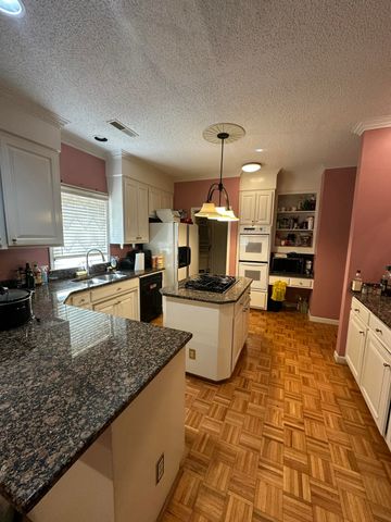 83 Hawks Cove, Sumter, SC 29150