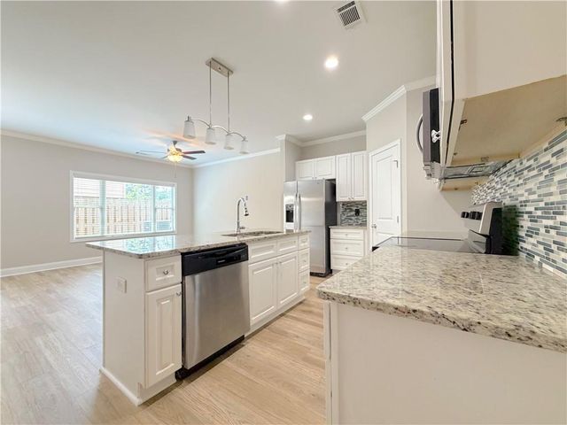 316 Cashes Court, Lilburn, GA 30047