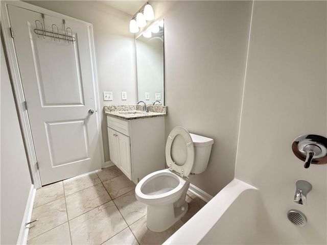 316 Cashes Court, Lilburn, GA 30047
