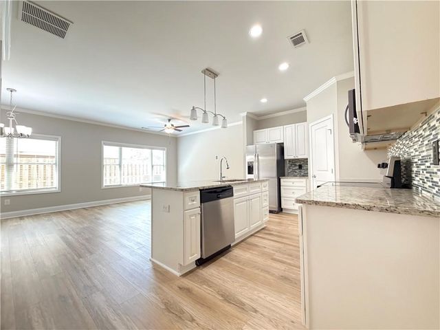 316 Cashes Court, Lilburn, GA 30047