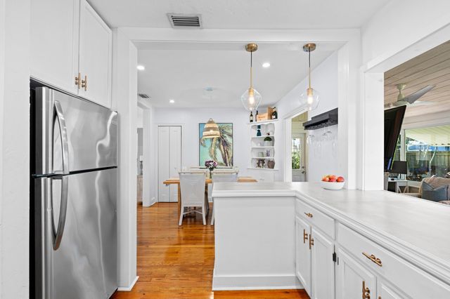 1517 N Palmway, Lake Worth Beach, FL 33460