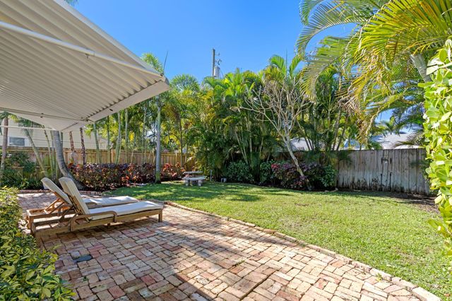 1517 N Palmway, Lake Worth Beach, FL 33460