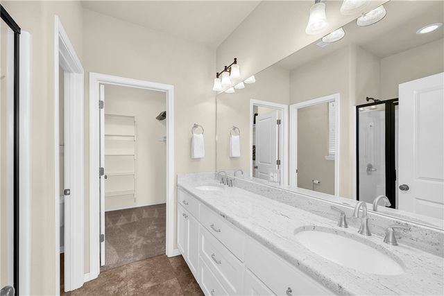 442 SW Glover Street, Bentonville, AR 72712