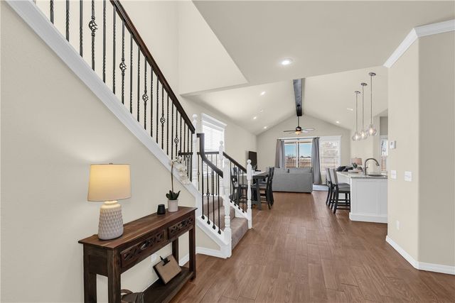 442 SW Glover Street, Bentonville, AR 72712