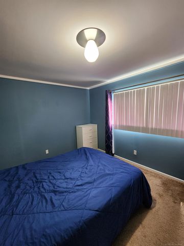 28111 Jefferson Apt A4 Avenue, St Clair Shores, MI 48081