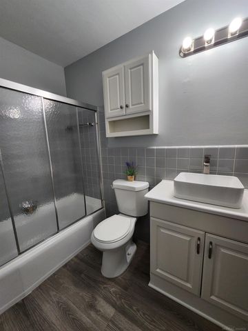 28111 Jefferson Apt A4 Avenue, St Clair Shores, MI 48081