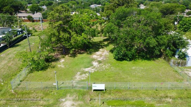 4707 Steffani Lane, Houston, TX 77041