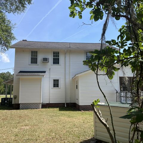 6068 Charleston Highway, Walterboro, SC 29488