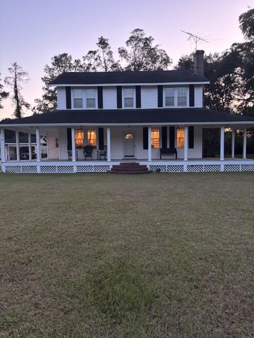 6068 Charleston Highway, Walterboro, SC 29488