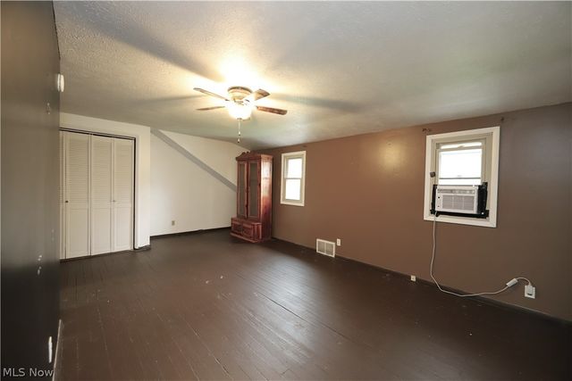 12908 Shadyway Road, Garfield Heights, OH 44125