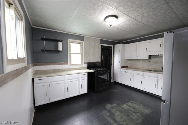 12908 Shadyway Road, Garfield Heights, OH 44125