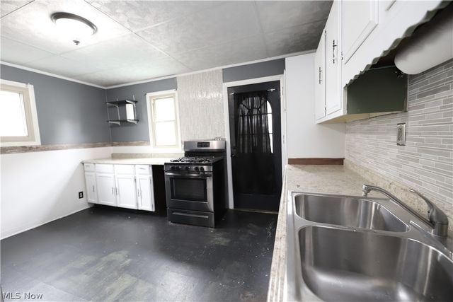 12908 Shadyway Road, Garfield Heights, OH 44125