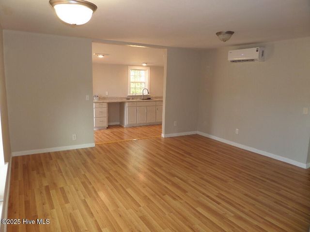 7682 Kershaw Road, Arapahoe, NC 28510