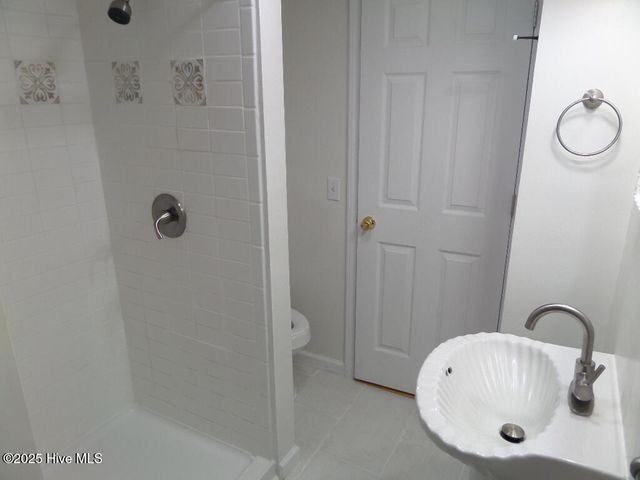 7682 Kershaw Road, Arapahoe, NC 28510