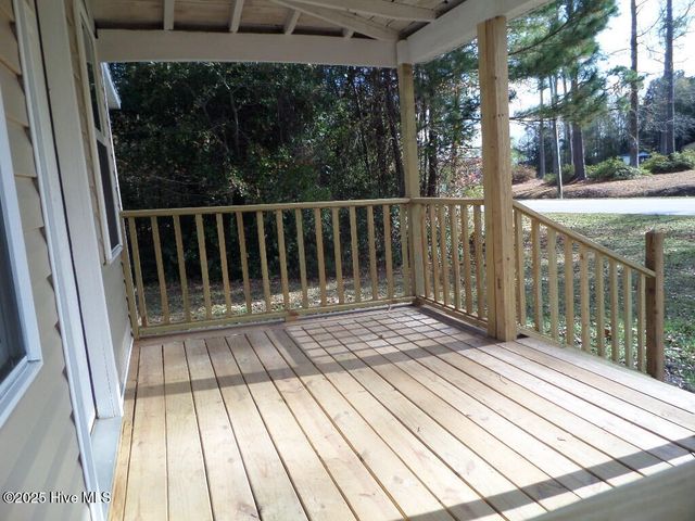 7682 Kershaw Road, Arapahoe, NC 28510