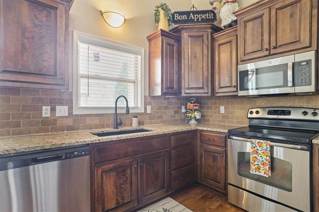 1316 NE 107th Street, Kansas City, MO 64155