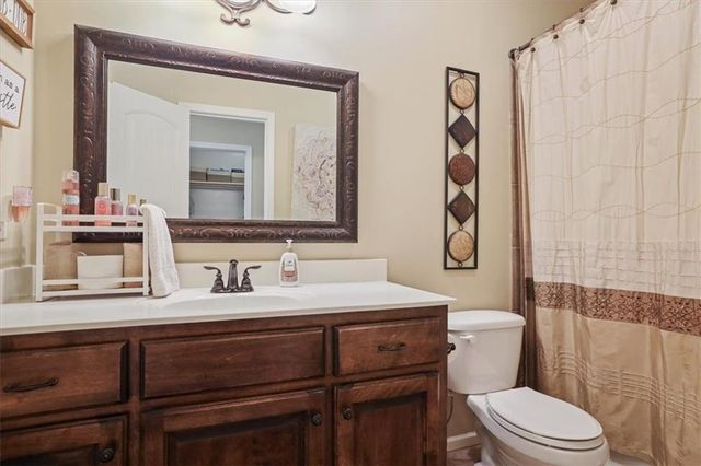 1316 NE 107th Street, Kansas City, MO 64155