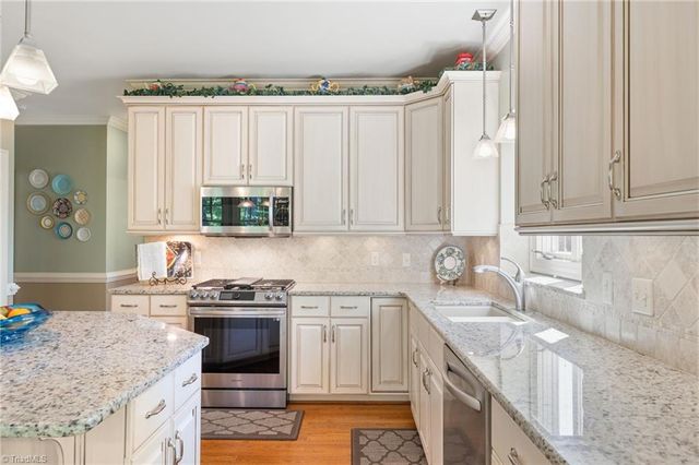 971 Ridge Gate Drive, Lewisville, NC 27023