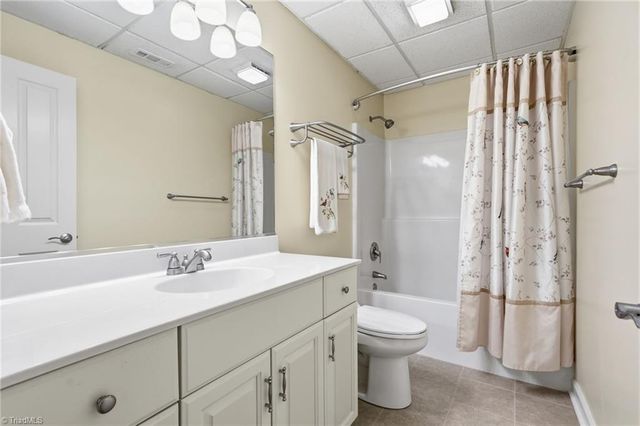 971 Ridge Gate Drive, Lewisville, NC 27023