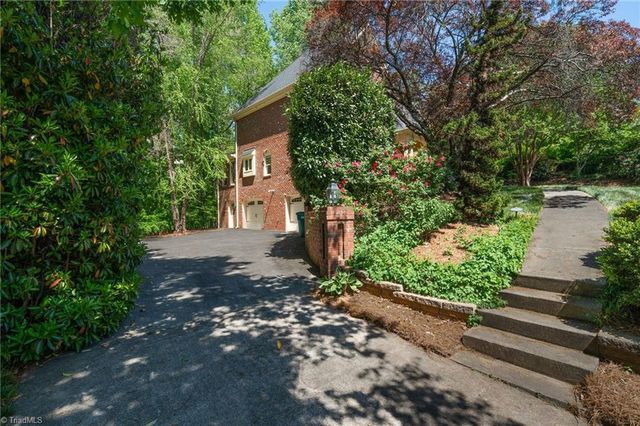 971 Ridge Gate Drive, Lewisville, NC 27023