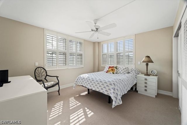 10691 Gulf Shore DR 200, Naples, FL 34108