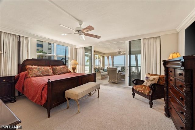 10691 Gulf Shore DR 200, Naples, FL 34108